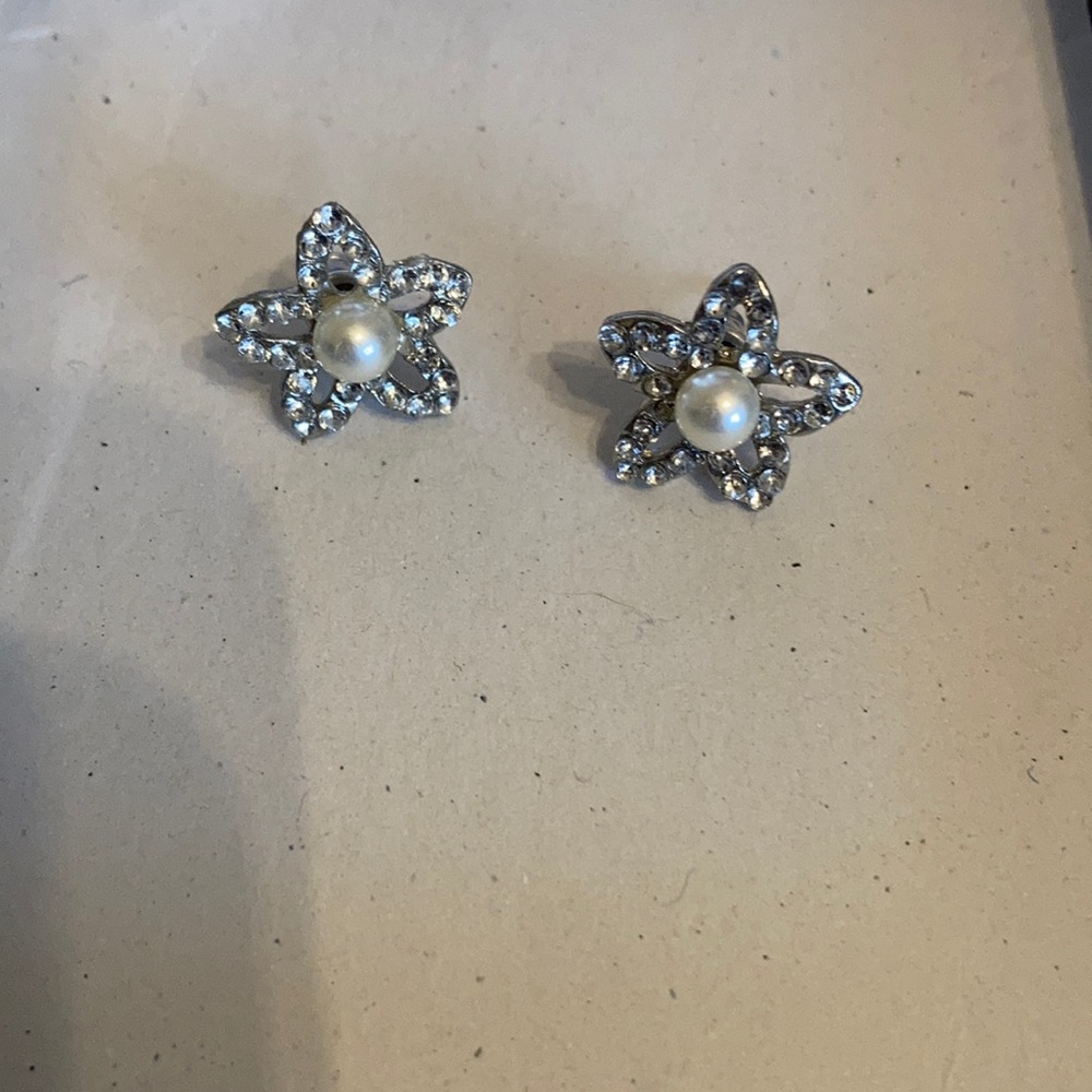 Silver flower earrings
